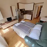 Lovely Apartment In The Centre At Opera