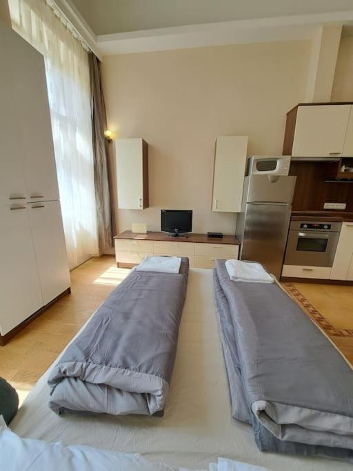 Lovely In The Centre At Opera Apartamento *